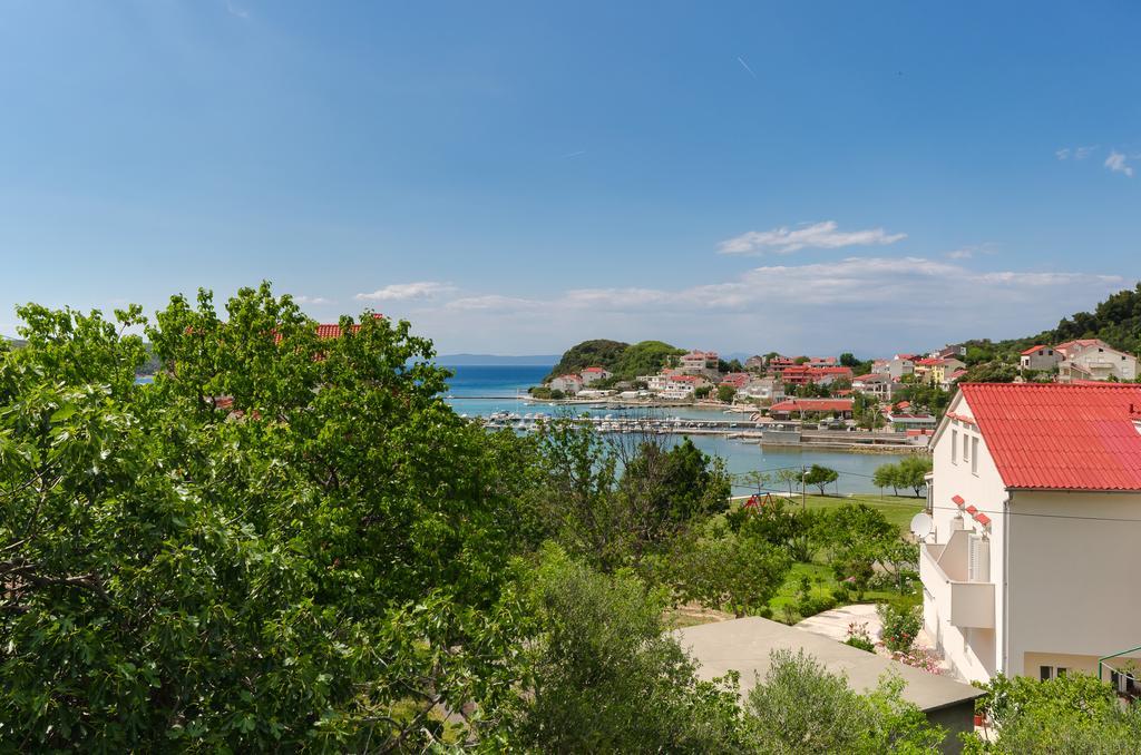 Apartments Zorka Кампор Экстерьер фото