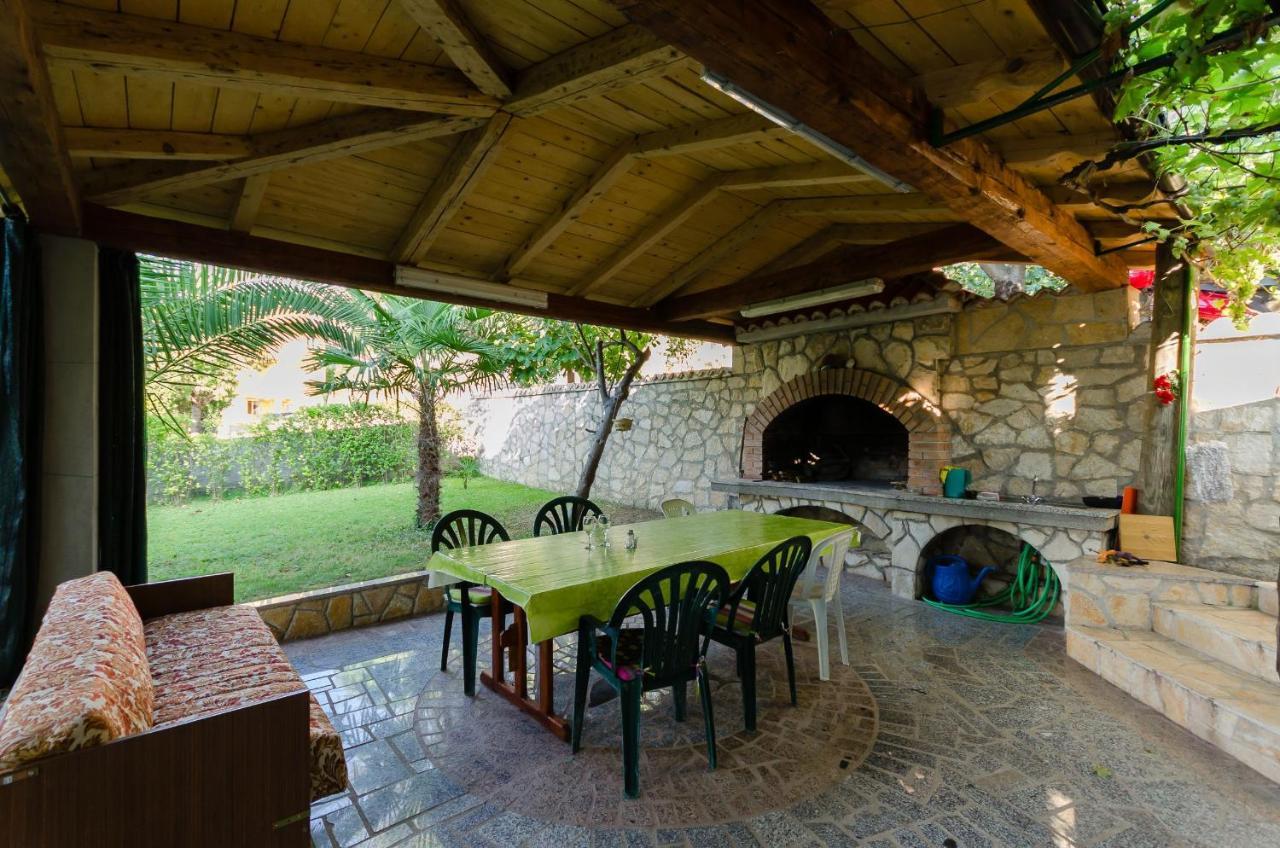Apartments Zorka Кампор Экстерьер фото